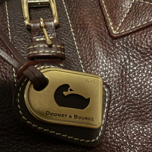 Purse - Picture 2 of 6